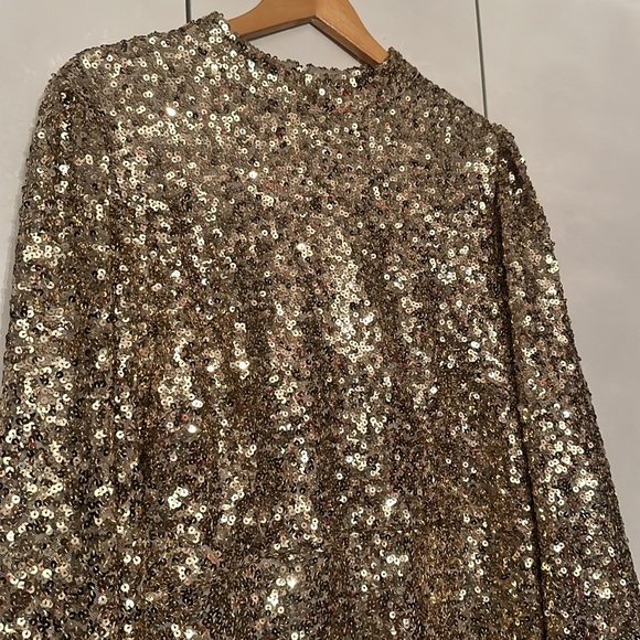 Gorgeous sequin dress! Holiday! - Picture 2 of 6